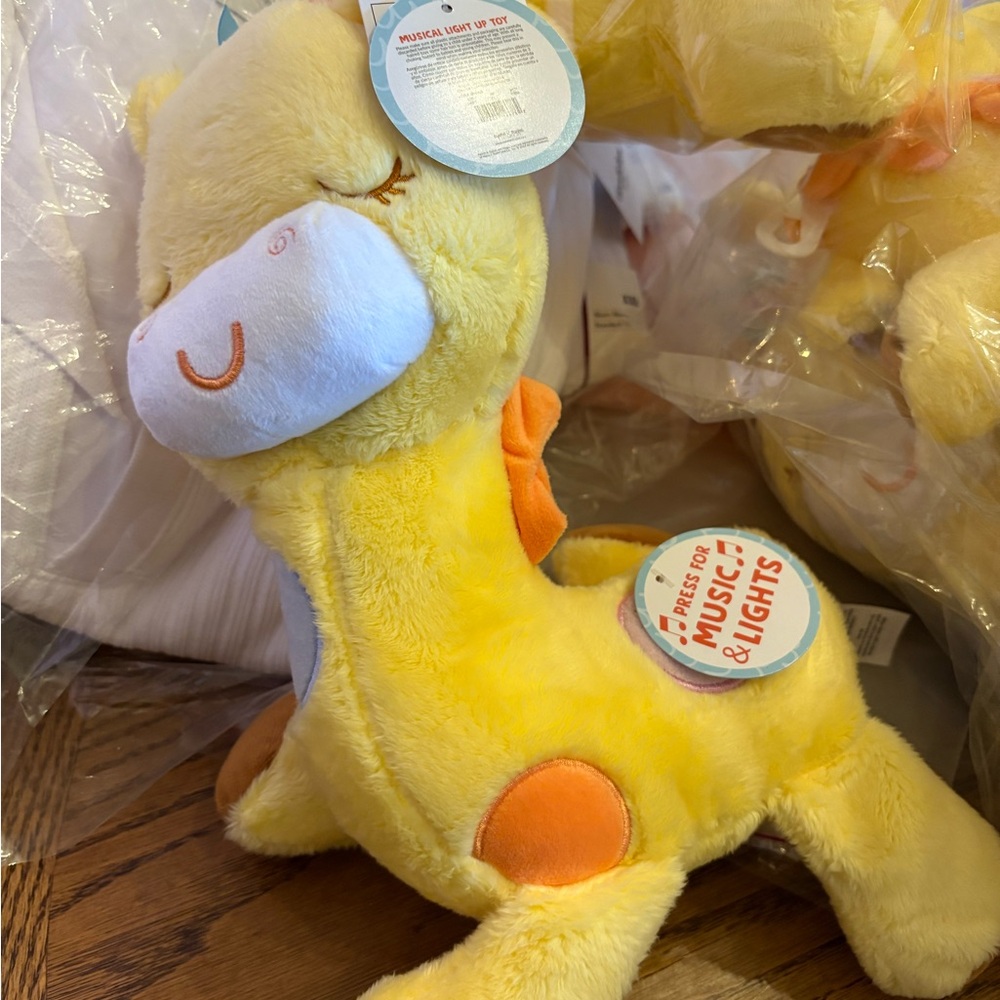 NWT Magic Years 10" Giraffe Musical Press Light Up Crib Toy